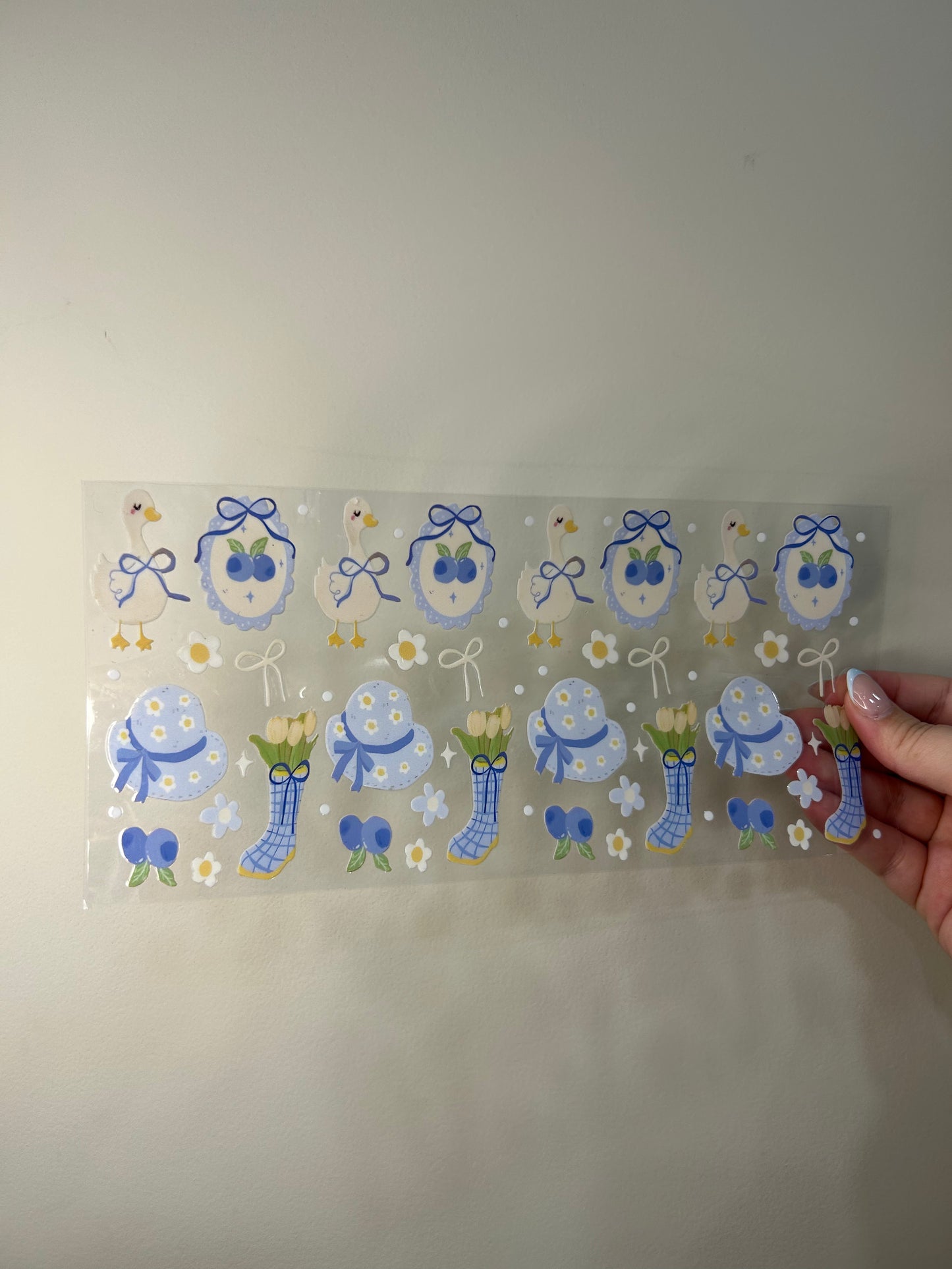 Blueberry Geese Cup Wrap