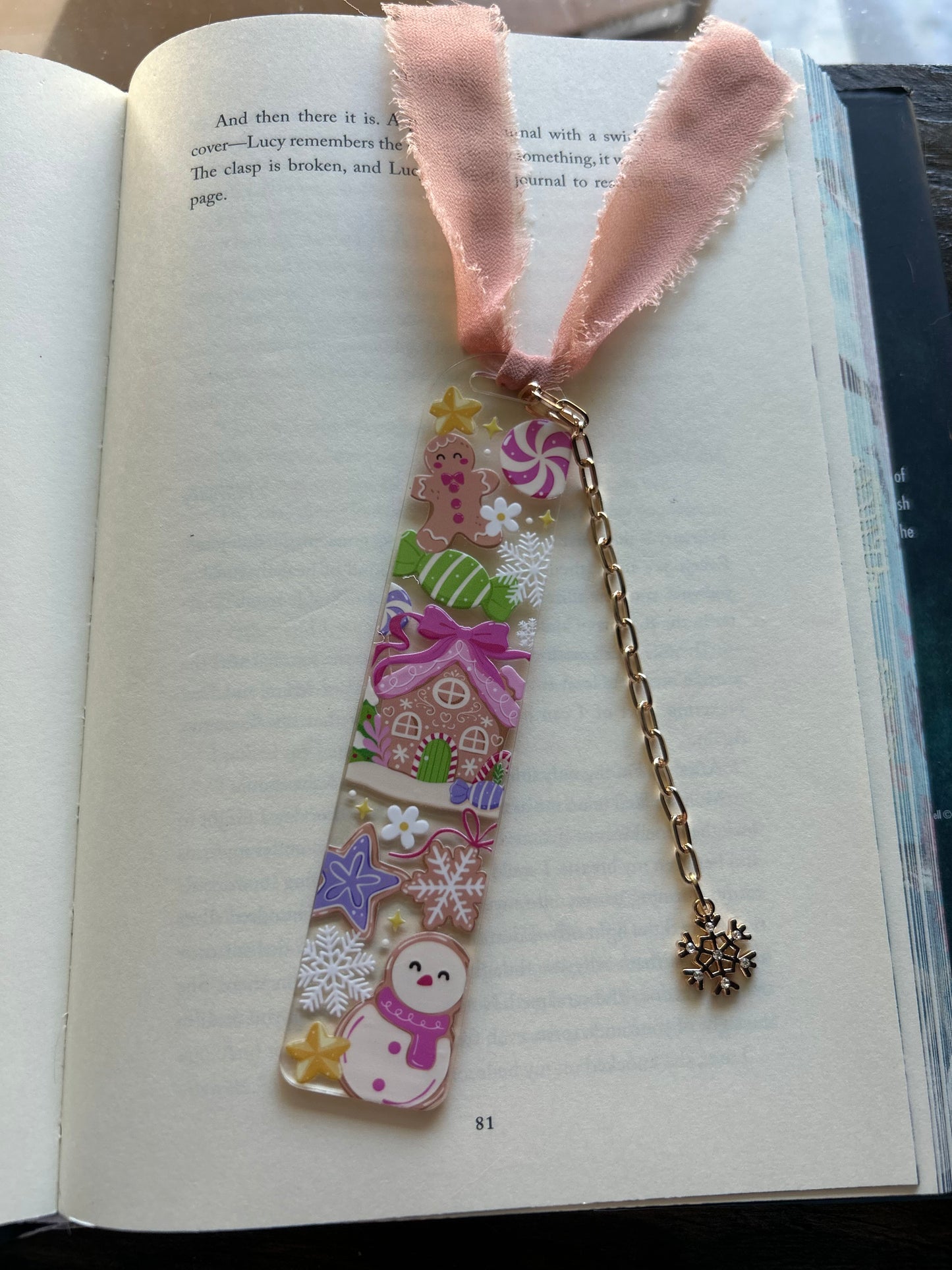 Pink Bow Gingerbread House Bookmark