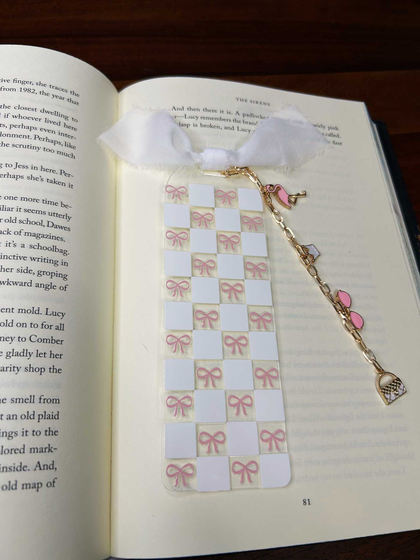 White checkered Pink Bows Acrylic Charm Bookmark
